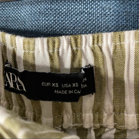 💥24 HR CLEAR-OUT💥 Zara Cropped Pinstripe Pants - Picture 3 of 4